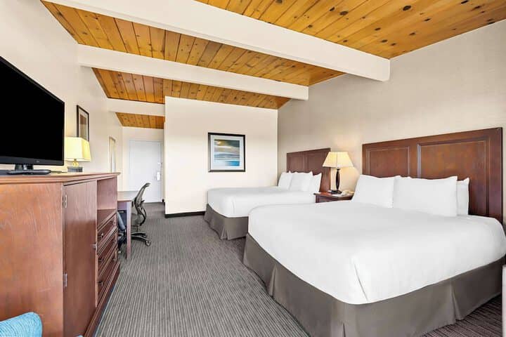 Room 8 of 47